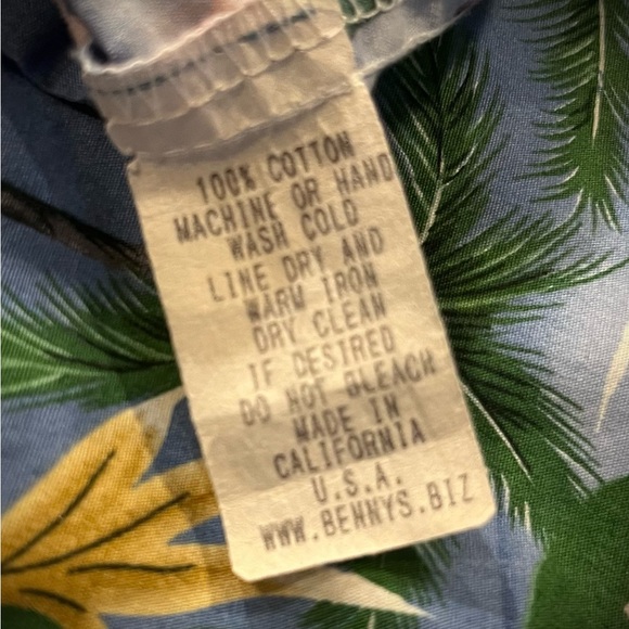 Benny’s Hawaiian shirt - Picture 8 of 8